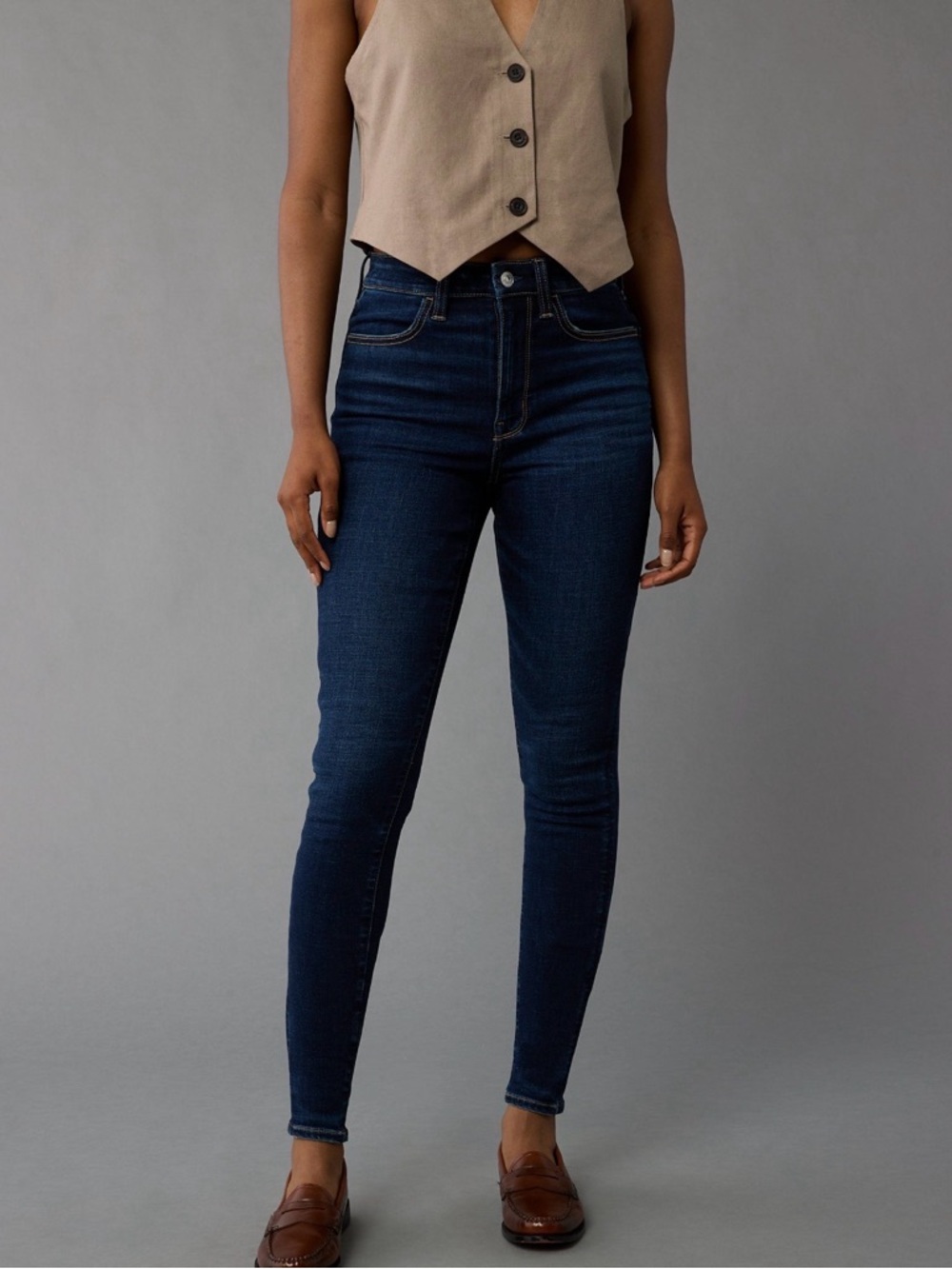 American Eagle High Rise Jegging Next Level Stretch • Size 4 Long • Dark Wash